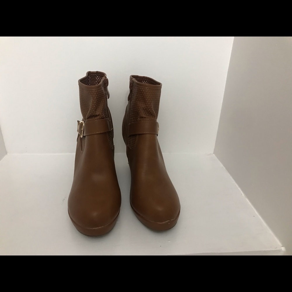 Ankle boots